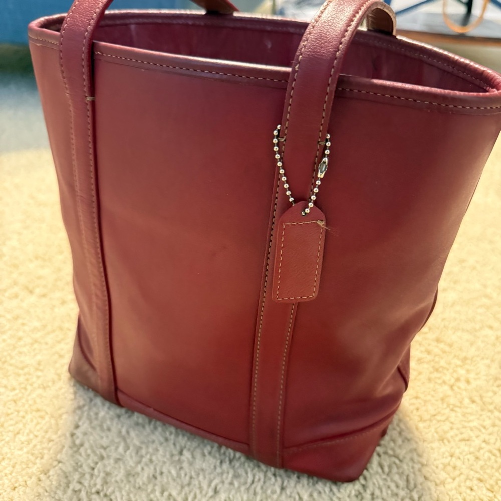 Vintage Coach Red Leather Tote Bag 5187 - Picture 5 of 8